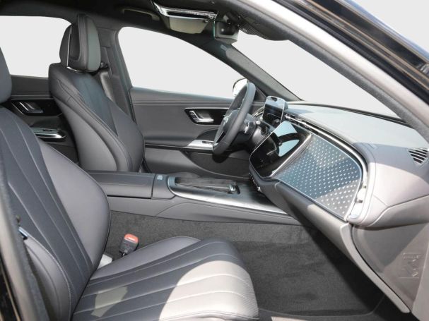 Mercedes-Benz E 220 d Limousine Taxi Avantgarde Distronic 360° Mercedes-Benz E 220 d Limousine Taxi Avantgarde Distronic 360°