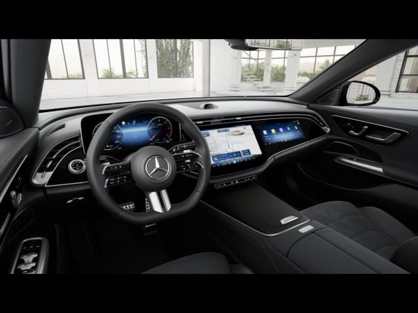 Mercedes-Benz E 220 d AMG Panorama Distronic Memory 360° Mercedes-Benz E 220 d AMG Panorama Distronic Memory 360°