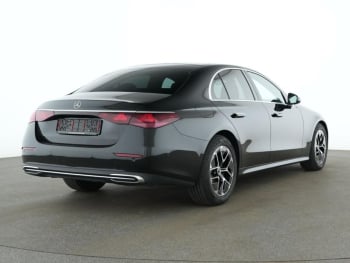 Mercedes-Benz E 220 d Avantgarde Distronic Lenkradhzg Kamera