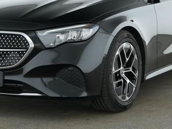 Mercedes-Benz E 220 d Avantgarde Distronic Lenkradhzg Kamera