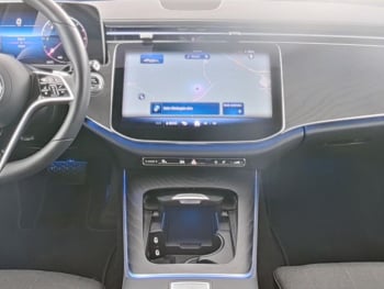 Mercedes-Benz E 220 d Avantgarde Distronic Lenkradhzg Kamera