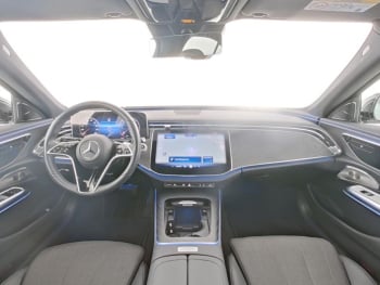 Mercedes-Benz E 220 d Avantgarde Distronic Lenkradhzg Kamera