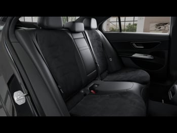Mercedes-Benz E 220 d AMG Night MBUXNavi-Prem. Distronic Kamera