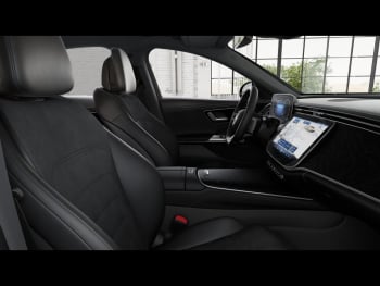 Mercedes-Benz E 220 d AMG Night MBUXNavi-Prem. Distronic Kamera