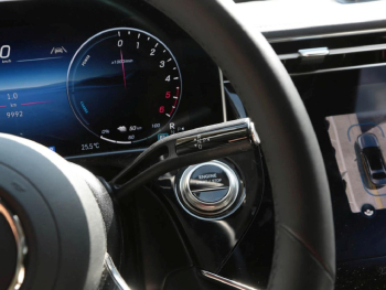 Mercedes-Benz E 300 de Avantgarde Superscreen Memory 360°