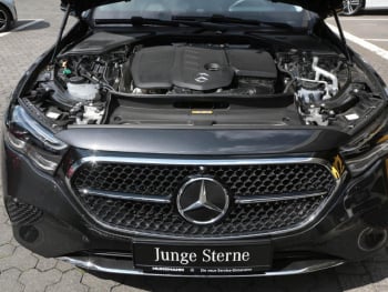Mercedes-Benz E 300 de Avantgarde Superscreen Memory 360°