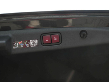 Mercedes-Benz E 300 de Avantgarde Superscreen Memory 360°
