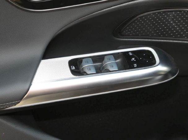 Mercedes-Benz E 300 de Avantgarde Superscreen Memory 360° Mercedes-Benz E 300 de Avantgarde Superscreen Memory 360°