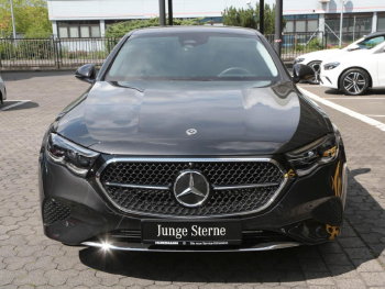 Mercedes-Benz E 300 de Avantgarde Superscreen Memory 360°