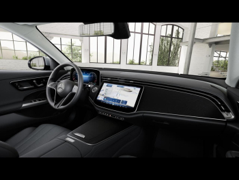 Mercedes-Benz E 300 de Avantgarde Navi Distronic 360° Memory