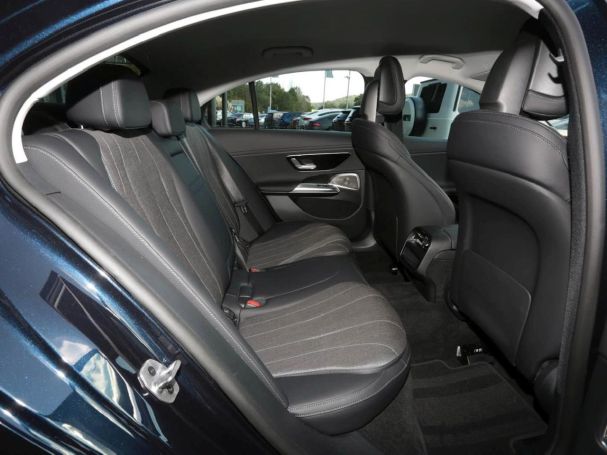 Mercedes-Benz E 300 de Avantgarde Navi Memory Burmester 360° Mercedes-Benz E 300 de Avantgarde Navi Memory Burmester 360°
