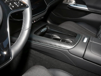 Mercedes-Benz E 300 de Avantgarde Navi Memory Burmester 360°