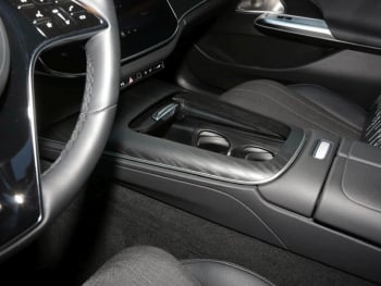 Mercedes-Benz E 300 de Avantgarde Navi Memory Burmester 360°