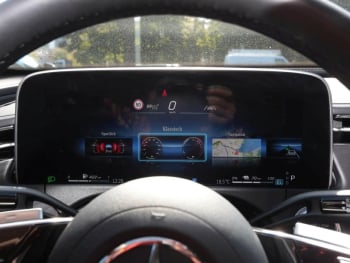 Mercedes-Benz E 300 de Avantgarde Navi Memory Burmester 360°