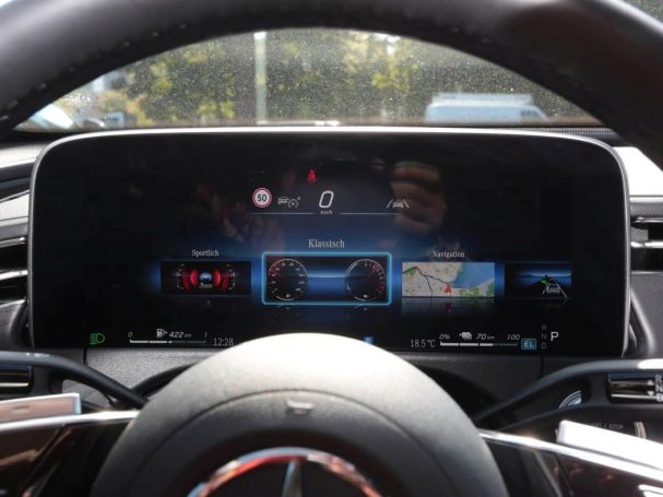 Mercedes-Benz E 300 de Avantgarde Navi Memory Burmester 360° Mercedes-Benz E 300 de Avantgarde Navi Memory Burmester 360°