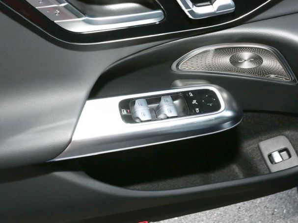 Mercedes-Benz E 300 de Avantgarde Navi Memory Burmester 360° Mercedes-Benz E 300 de Avantgarde Navi Memory Burmester 360°