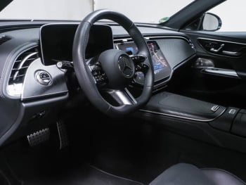 Mercedes-Benz E 300 de AMG Night Navi Distronic Memory Kamera