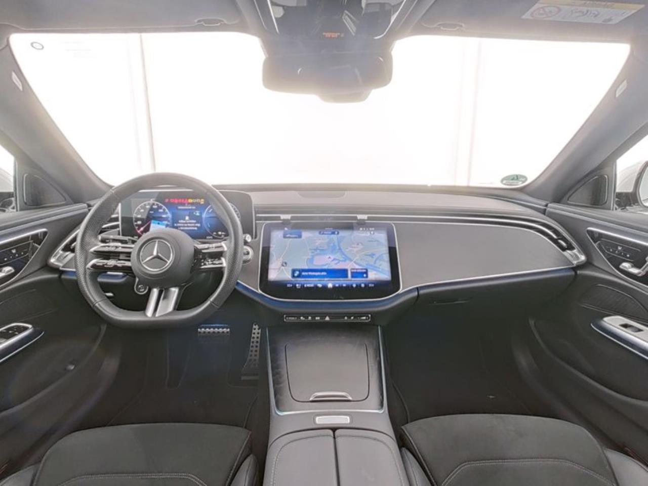 Mercedes-Benz E 300 de AMG Distronic Memory 360° AHK Keyless