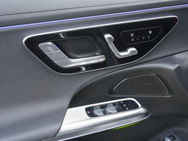 Mercedes-Benz E 300 e AMG MBUX Distronic Memory AHK 360°