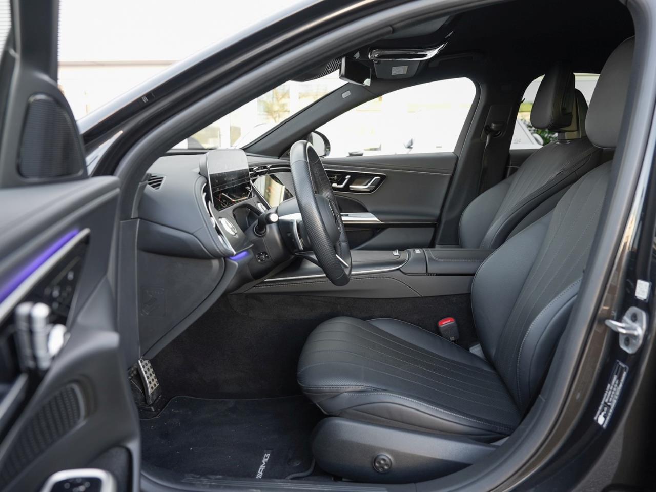 Mercedes-Benz E 300 e AMG MBUX Distronic Memory AHK 360°