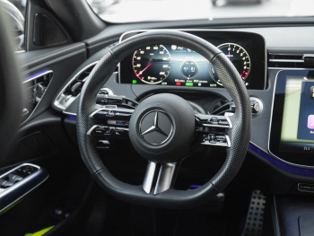 Mercedes-Benz E 300 e AMG MBUX Distronic Memory AHK 360°