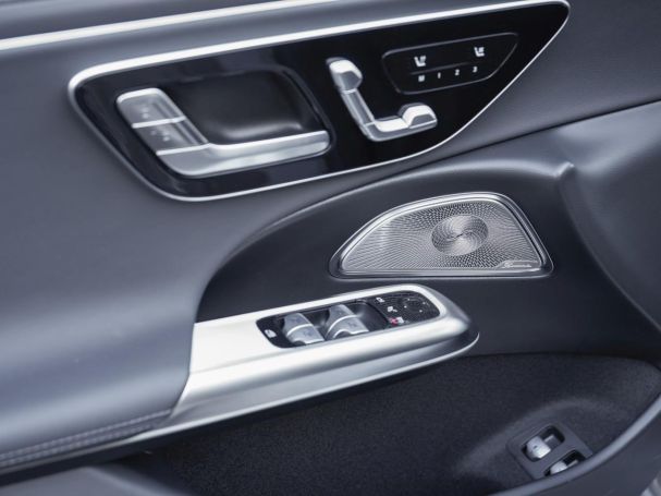 Mercedes-Benz E 300 e Exclusive Panorama Memory AHK NP 92.689