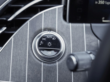 Mercedes-Benz E 300 e Exclusive Panorama Memory AHK NP 92.689