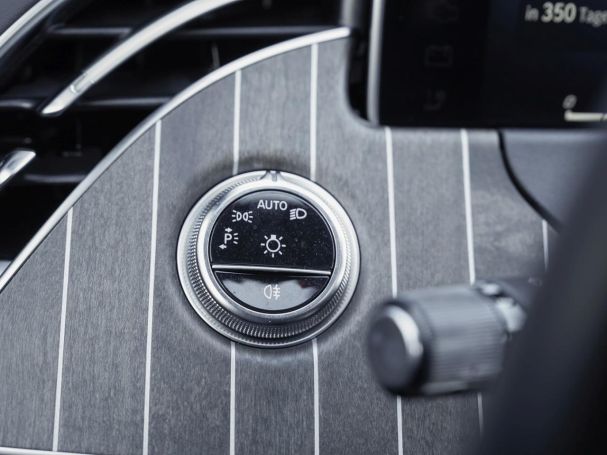 Mercedes-Benz E 300 e Exclusive Panorama Memory AHK NP 92.689