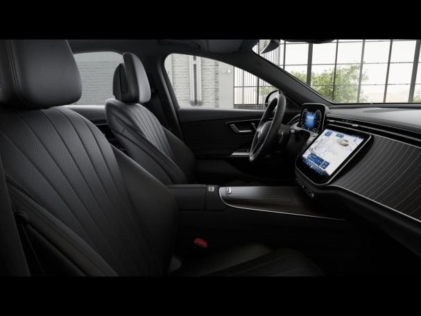 Mercedes-Benz E 300 e Exclusive MBUX Navi Panorama Memory AHK
