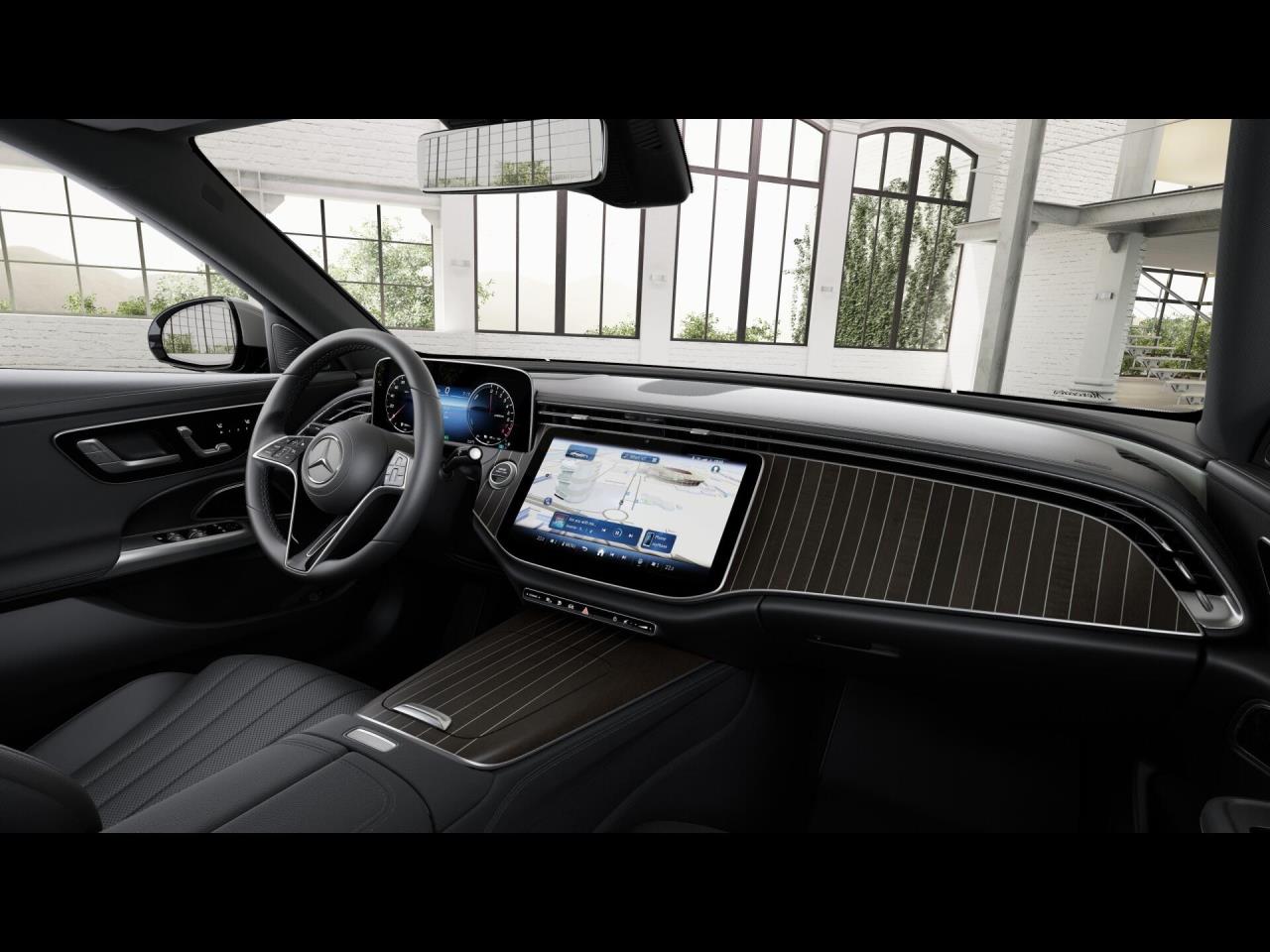 Mercedes-Benz E 300 e Exclusive MBUX Navi Panorama Memory AHK
