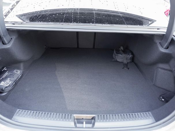 Mercedes-Benz E 300 e Exclusive Panorama Memory AHK NP 92.689