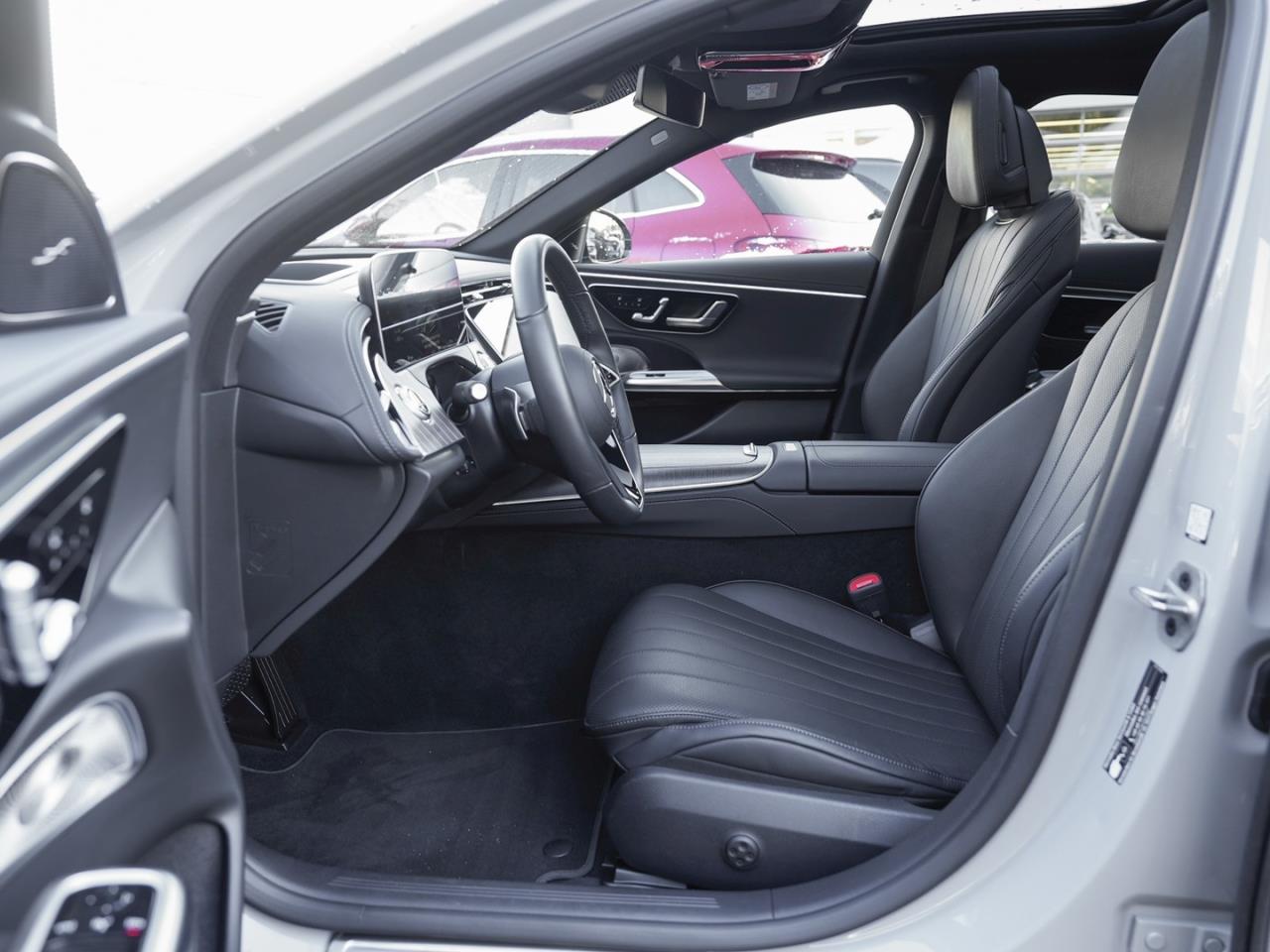 Mercedes-Benz E 300 e Exclusive Panorama Memory AHK NP 92.689