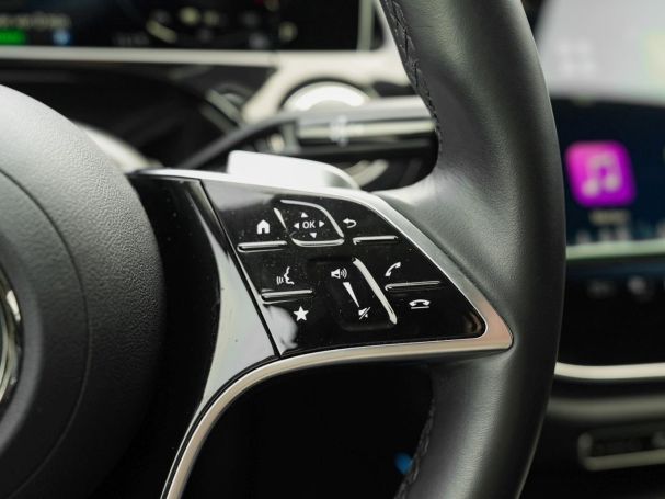 Mercedes-Benz E 300 e Avantgarde Superscreen Distronic 360°