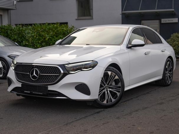 Mercedes-Benz E 300 e Avantgarde Superscreen Distronic 360°
