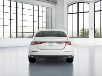 Mercedes-Benz E 300 e Avantgarde Superscreen Distronic 360°