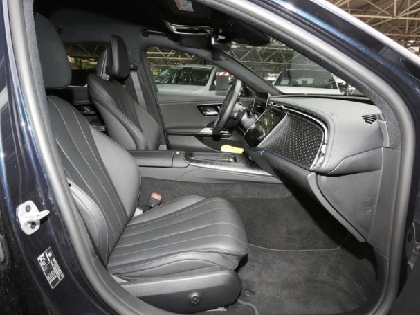 Mercedes-Benz E 300 e Avantgarde Sitzklima Memory AHK 360° Mercedes-Benz E 300 e Avantgarde Sitzklima Memory AHK 360°