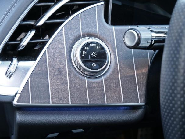 Mercedes-Benz E 400 e 4M AMG Night Panorama Distronic AHK 360°