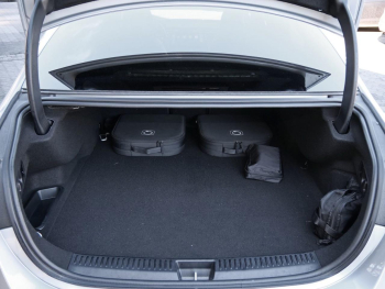 Mercedes-Benz E 400 e 4M AMG Night Panorama Distronic AHK 360°