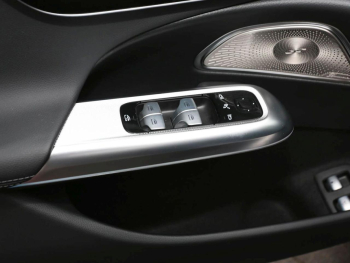 Mercedes-Benz E 400 e 4M AMG Panorama Burmester Memory 360°