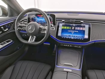 Mercedes-Benz E 400 e 4M AMG Sitzklima Distronic Memory 360°