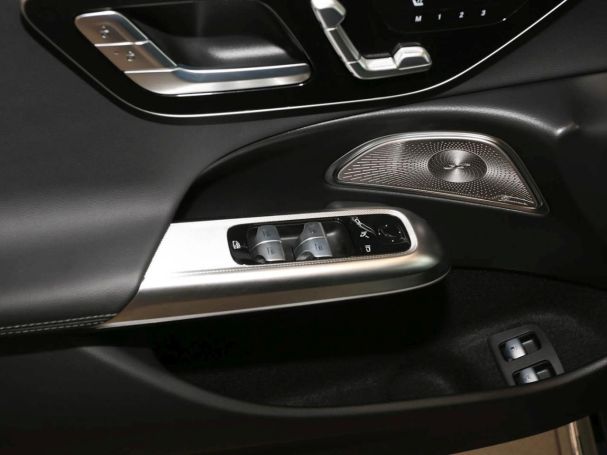 Mercedes-Benz E 400 e 4M Exclusive Panorama Burmester HUD 360° Mercedes-Benz E 400 e 4M Exclusive Panorama Burmester HUD 360°