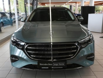 Mercedes-Benz E 400 e 4M Exclusive Panorama Burmester HUD 360°