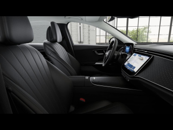 Mercedes-Benz E 400 e 4M Exclusive Panorama Burmester HUD 360°