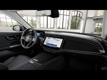 Mercedes-Benz E 400 e 4M Exclusive Panorama Burmester HUD 360°