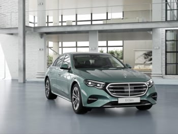 Mercedes-Benz E 400 e 4M Exclusive Panorama Burmester HUD 360°