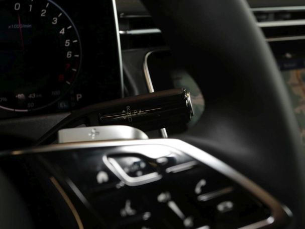 Mercedes-Benz E 400 e 4M Exclusive Panorama Burmester HUD 360° Mercedes-Benz E 400 e 4M Exclusive Panorama Burmester HUD 360°