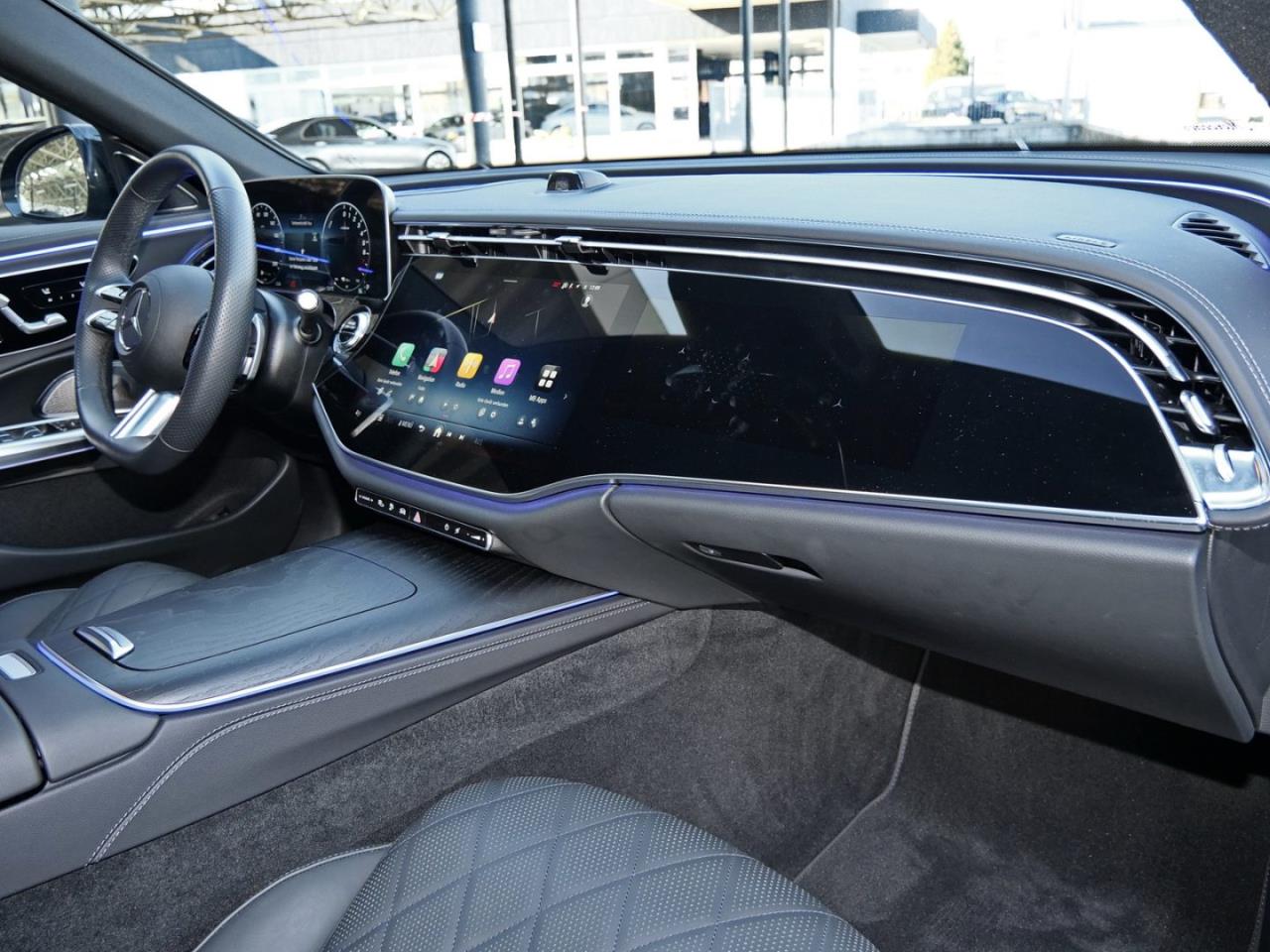 Mercedes-Benz E 400 e 4M AMG Night Panorama Distronic 360° AHK