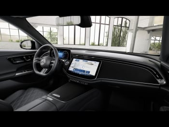 Mercedes-Benz E 450 d 4M AMG Night 360° Lenkradhzg Standheizung