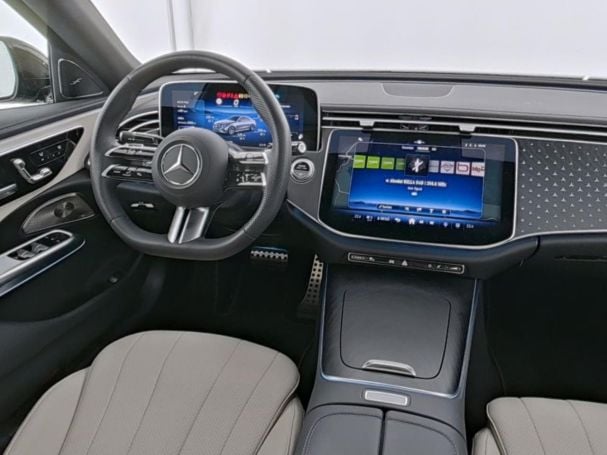Mercedes-Benz E 450 d 4M AMG Night Panorama 360° Burmester Mercedes-Benz E 450 d 4M AMG Night Panorama 360° Burmester
