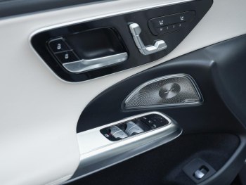 Mercedes-Benz E 450 d 4M AMG Night Panorama 360° Burmester